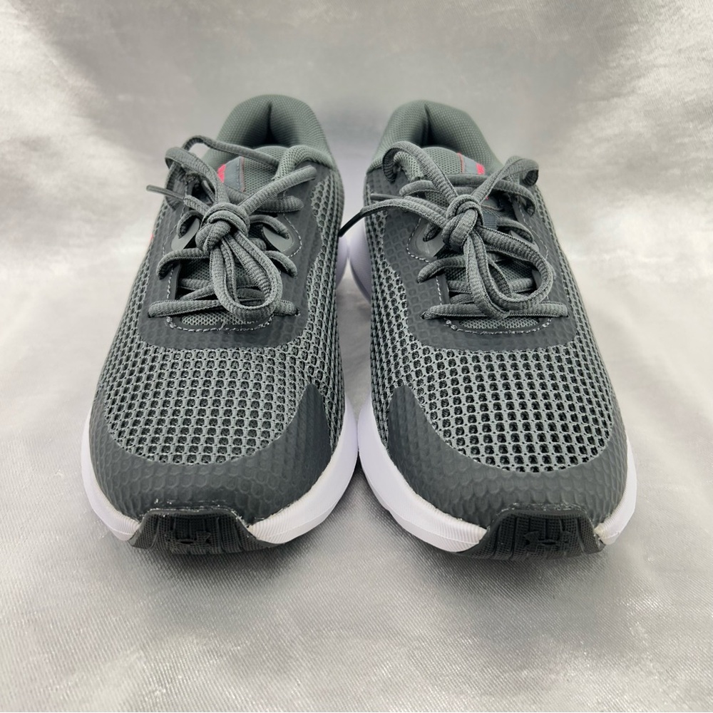 Under Armour Woman’s Sneakers - Picture 8 of 9
